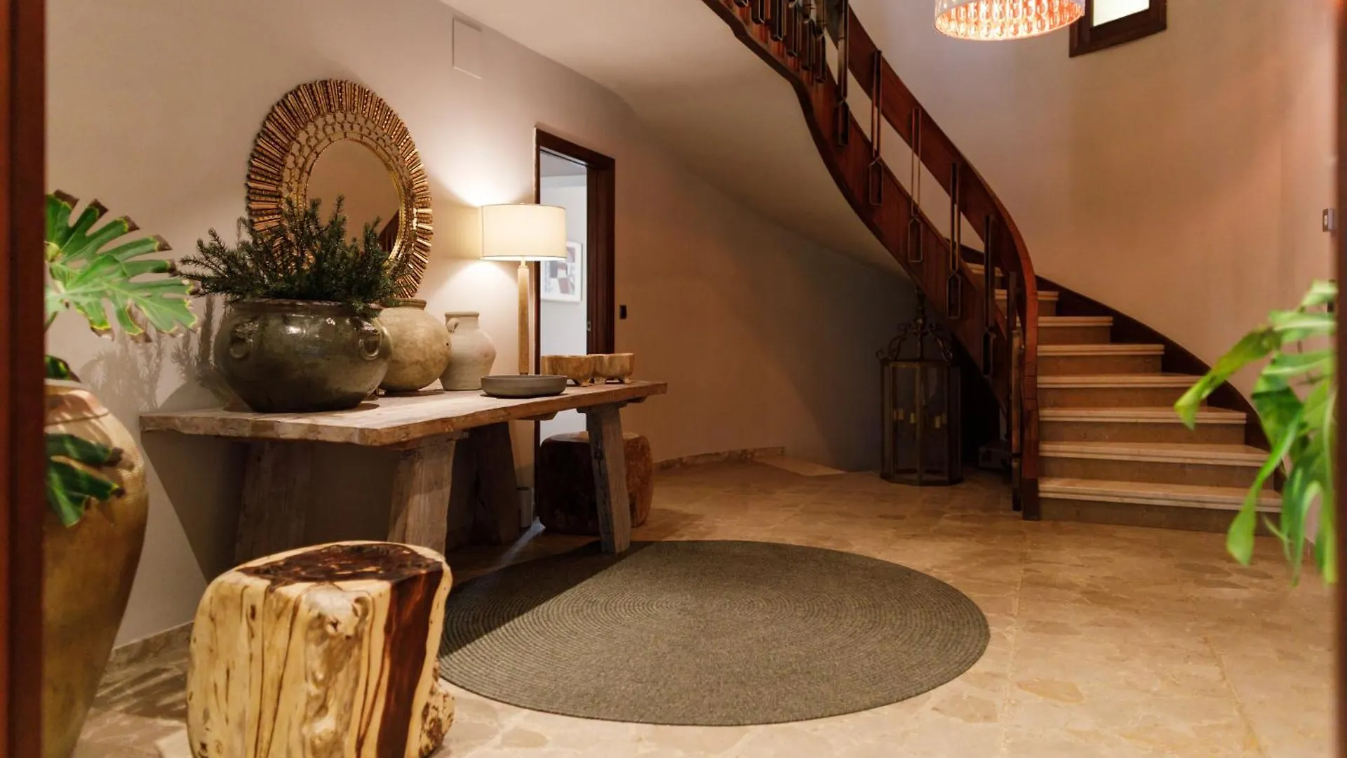 Luxurious Villa La Paz: Beach, Port Aventura Golf Salou