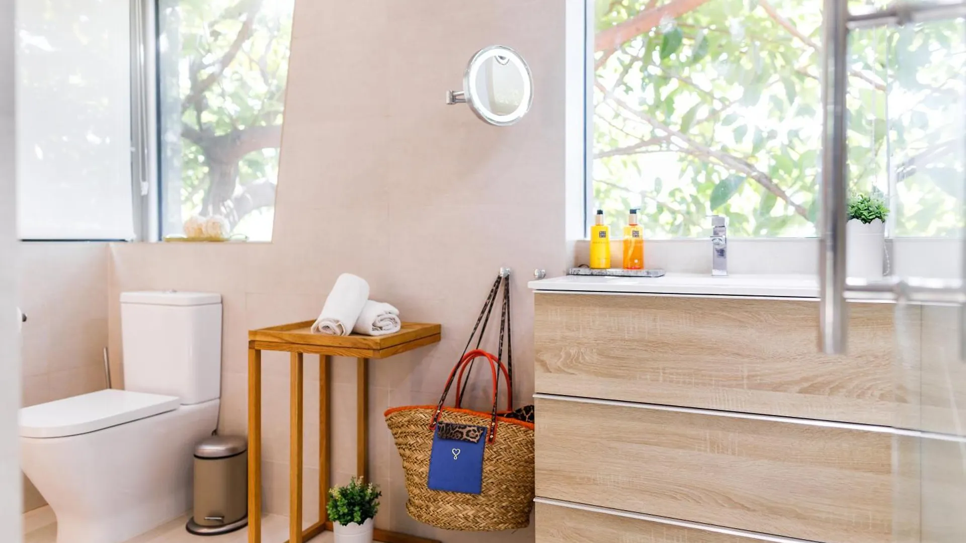 Luxurious Villa La Paz: Beach, Port Aventura Golf Salou