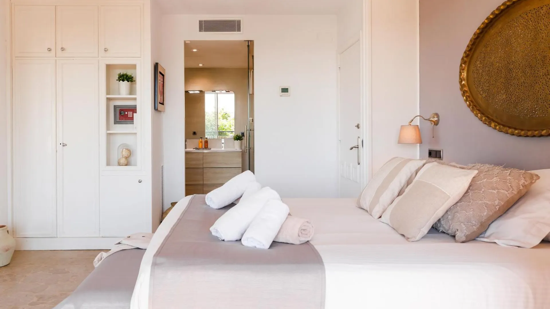 Luxurious Villa La Paz: Beach, Port Aventura Golf Salou 0*,
