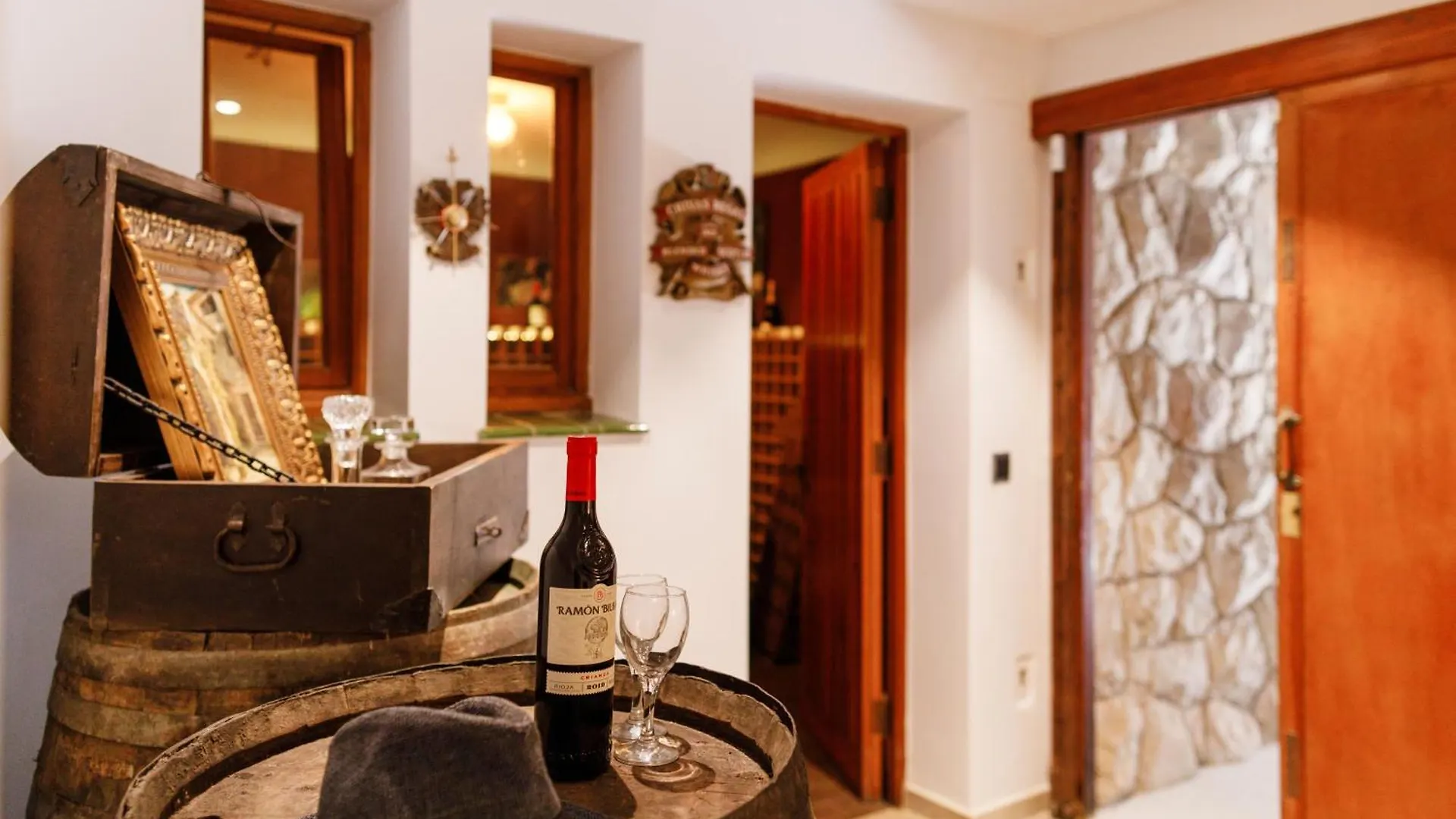 Luxurious Villa La Paz: Beach, Port Aventura Golf Salou